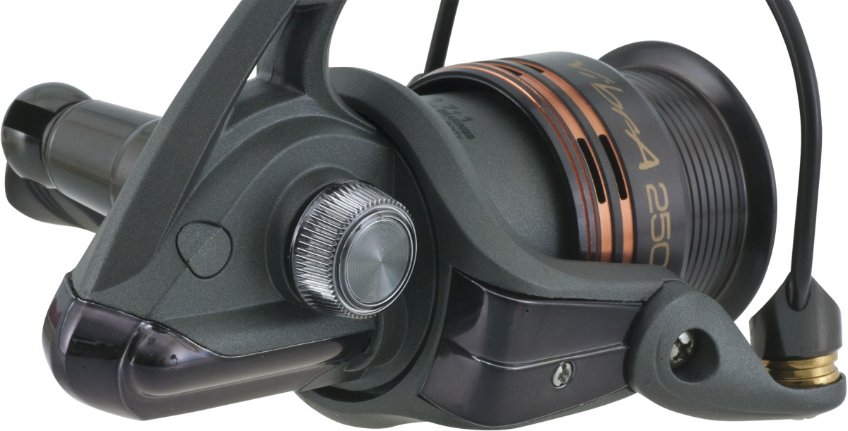IRON TROUT Vibra 2000